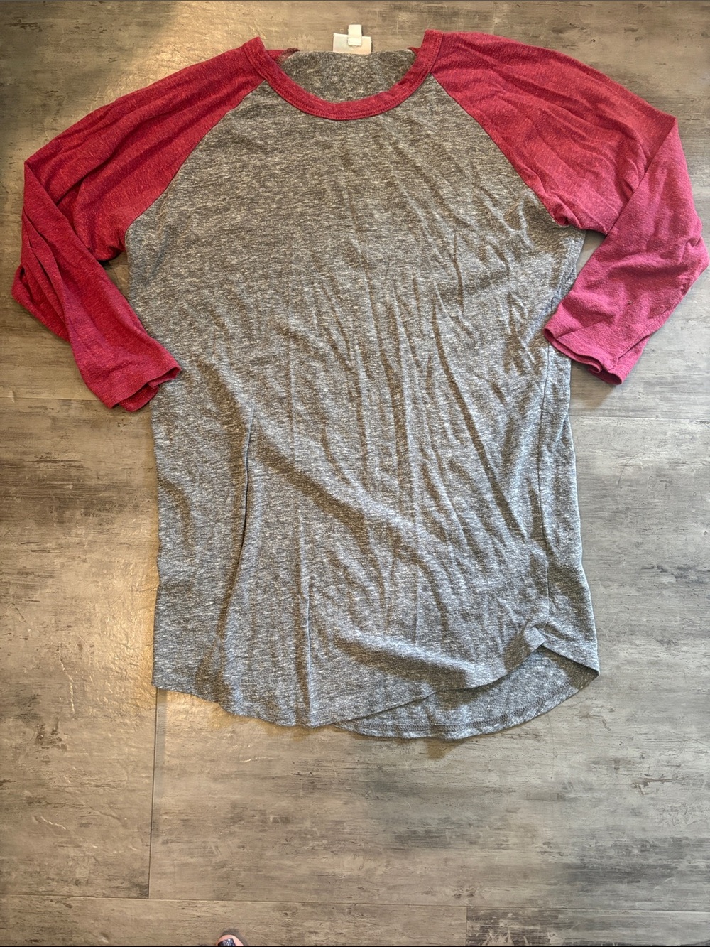 LuLaRoe Gray Body with Red Raglan Sleeve Top